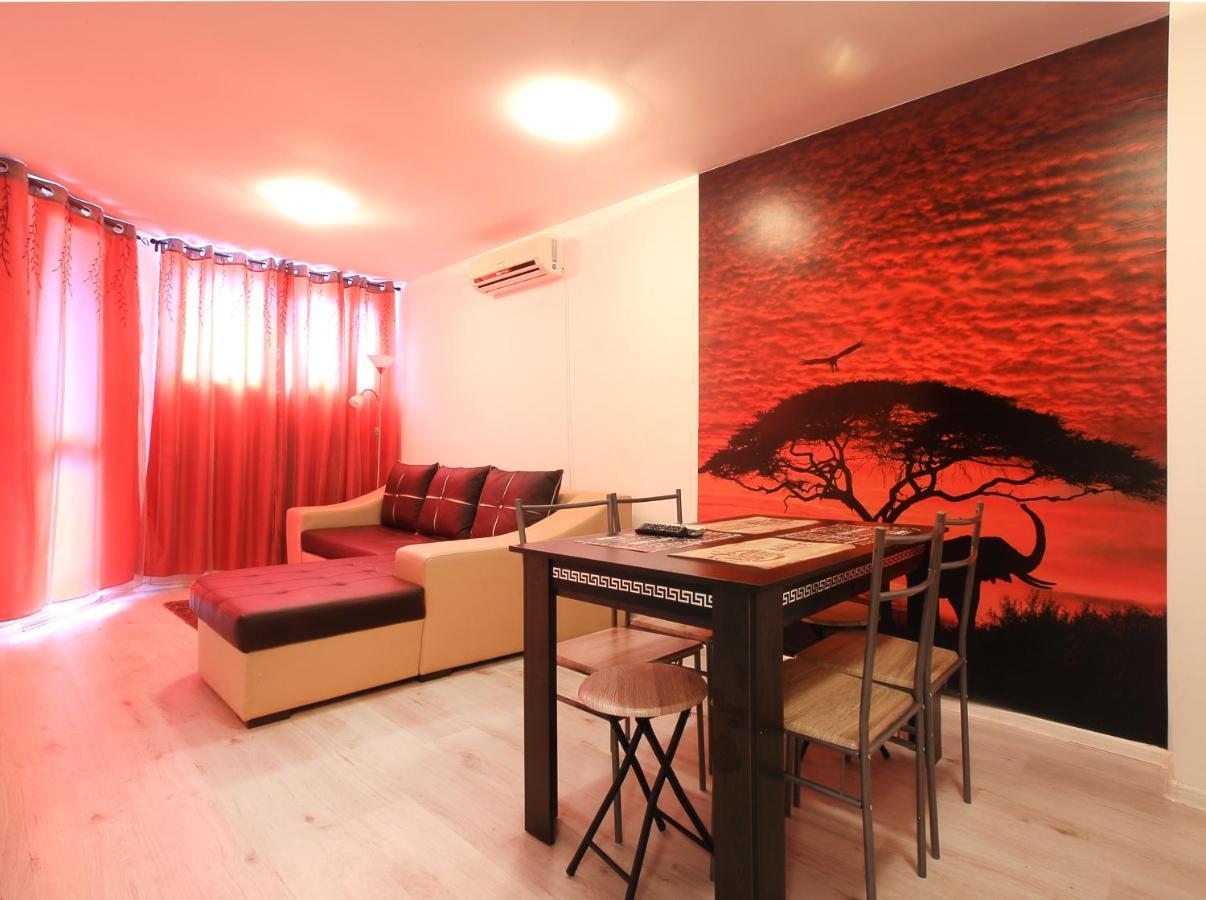 Modern Delux Apartments In Flowers&Pool Private Complex Balchik Exterior photo